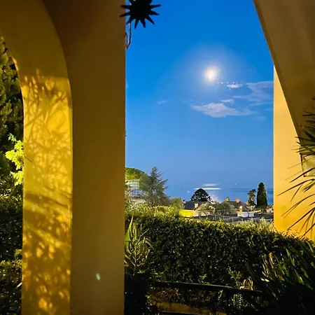 Nervi Residenziale A Due Passi Dal Mare Генуя