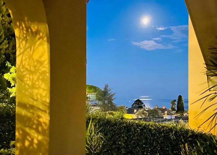 Nervi Residenziale A Due Passi Dal Mare Genova