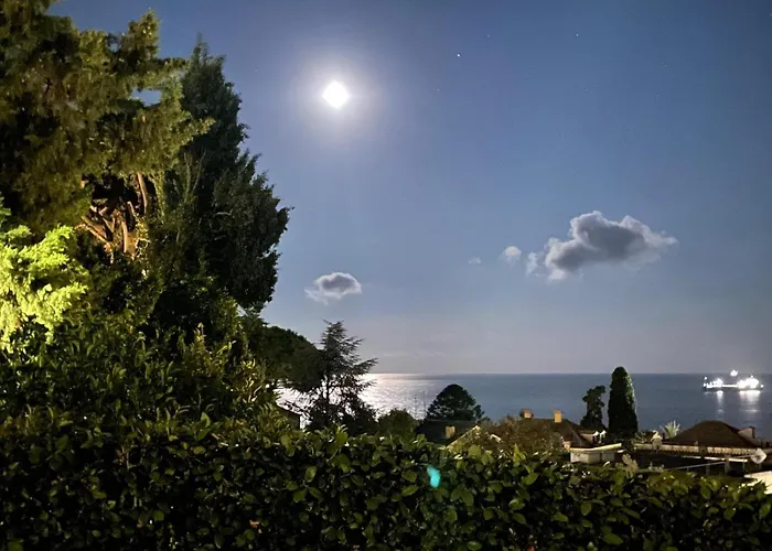 Appartamento Nervi Residenziale A Due Passi Dal Mare