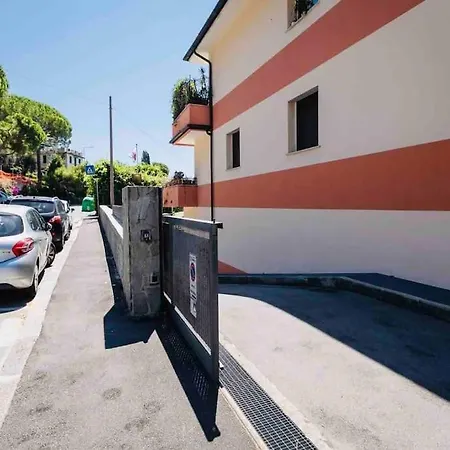 Nervi Residenziale A Due Passi Dal Mare Apartmán *
